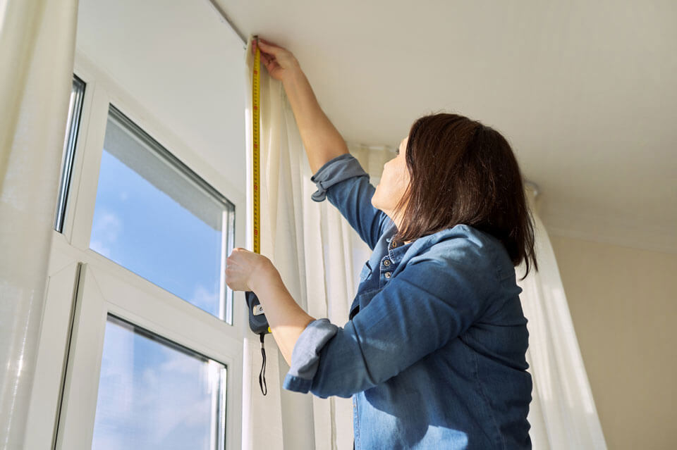 How to Measure Windows for Blinds and Shades